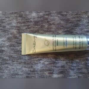 The Crème Shop Gold Makeup Primer